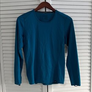 Patagonia Women’s Teal Capilene Midweight Baselayer - medium